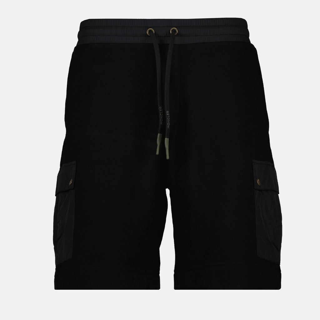 ショートパンツ ロゴパッチショーツ Moncler 黒 男