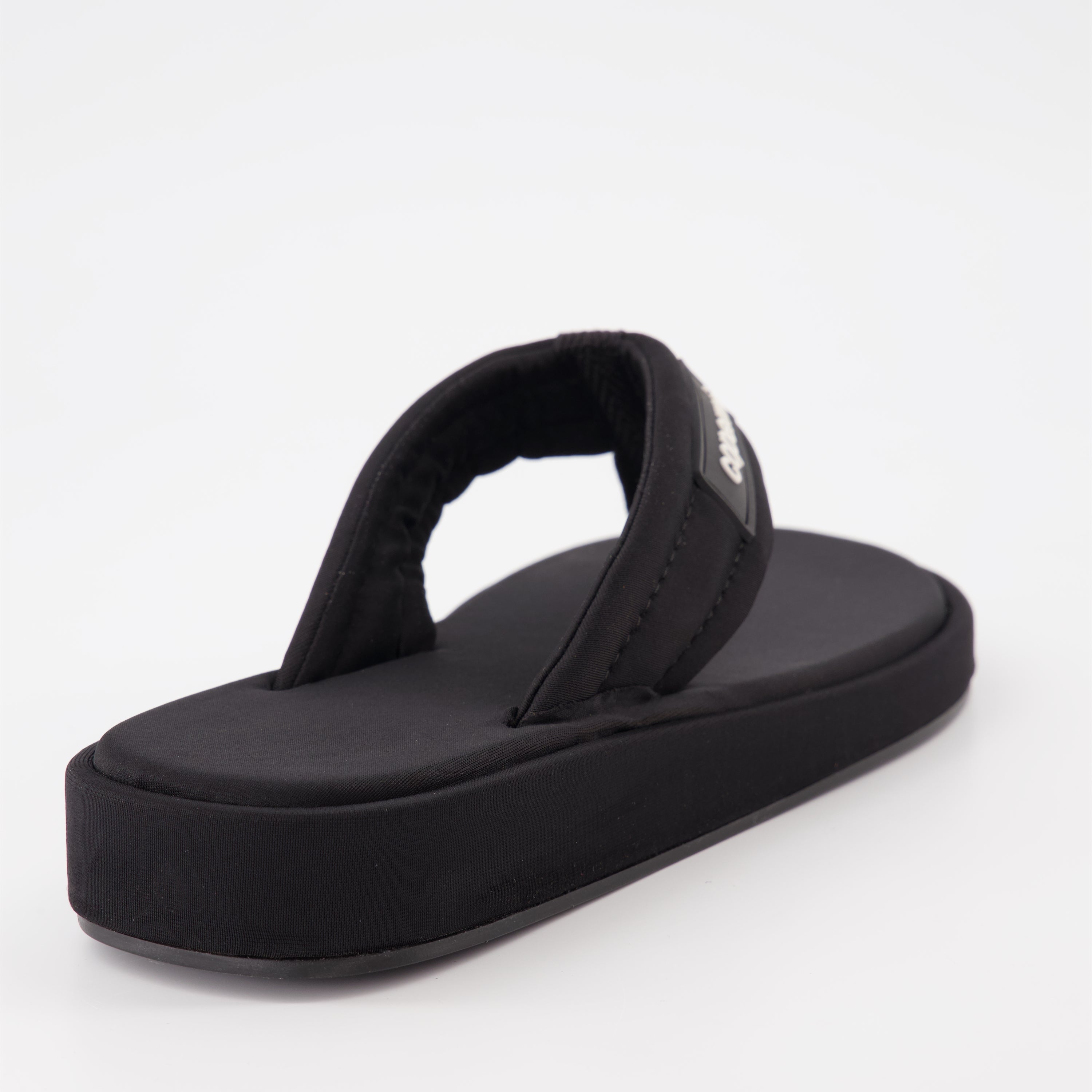 Tongs à logo noir
