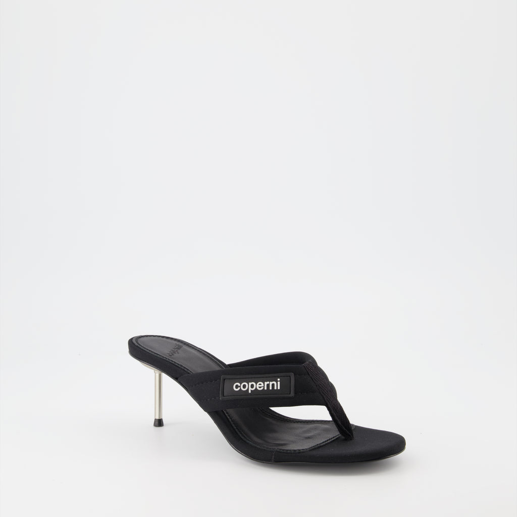 Tongs à talon noir