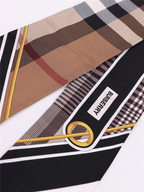 Écharpes, foulards et gants Foulard à carreaux Burberry Beige Femme