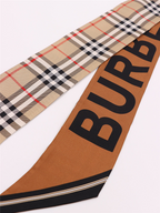 Écharpes, foulards et gants Foulard à carreaux Burberry Beige Femme